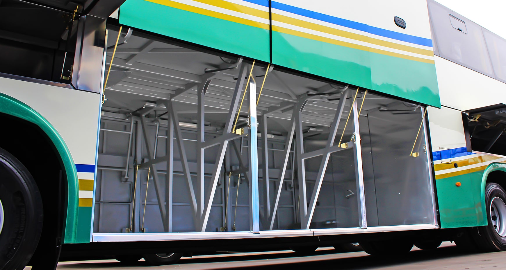 Diseño Exterior Zeus 400